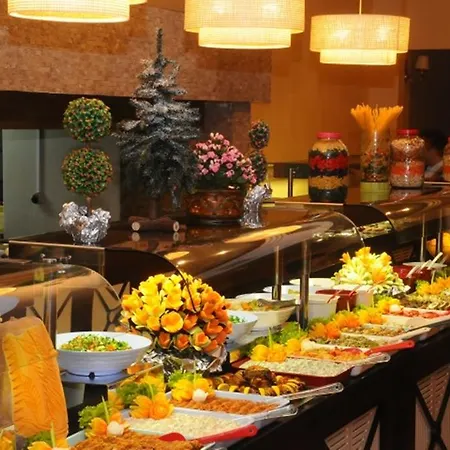 Hotel Kar 2*
